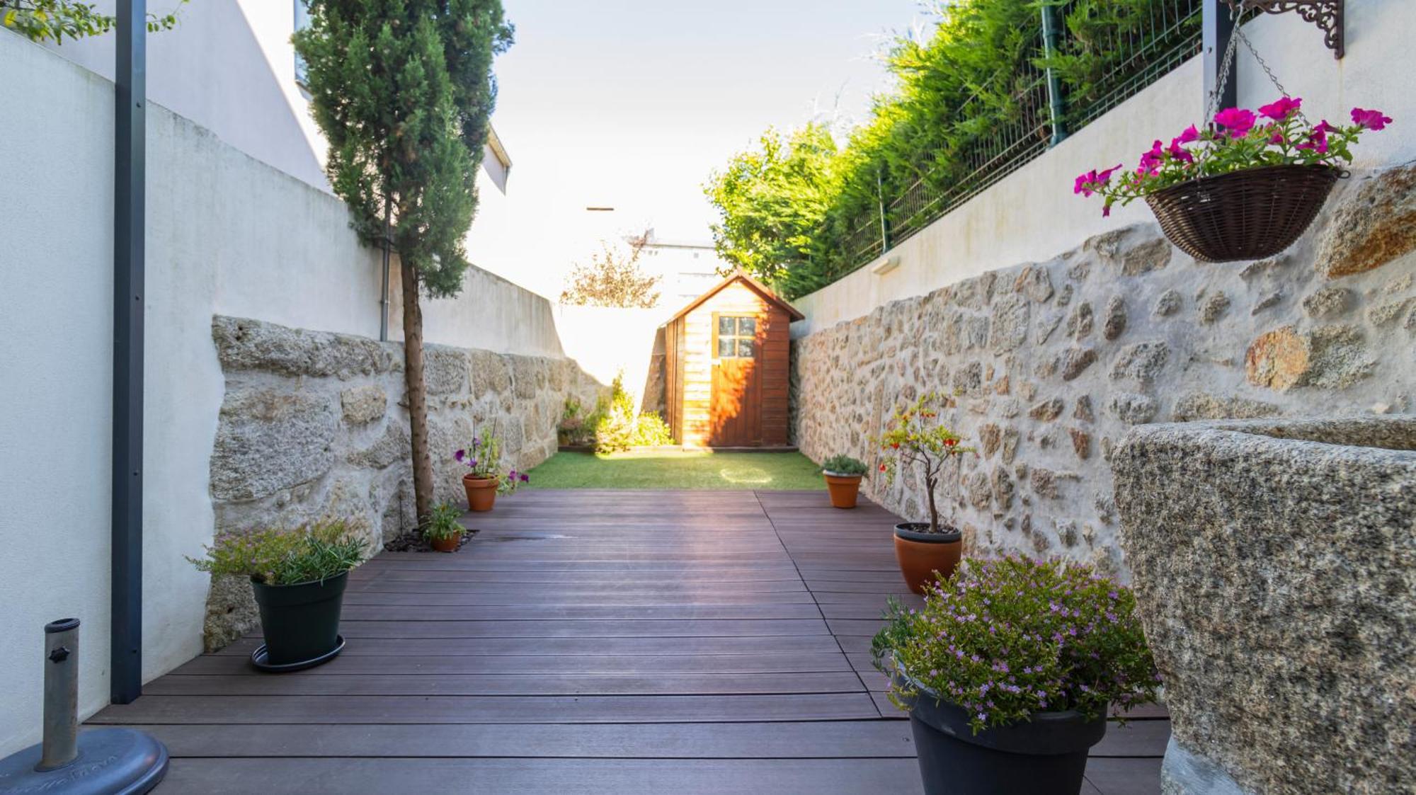 City Center Duplex W Patio By Lovelystay Porto Exterior foto